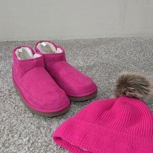 Old Navy Pink Women's Slippers